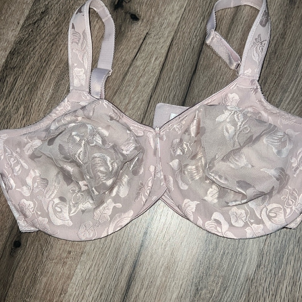 40DD Wacoal Awareness Underwire Bra style 85567